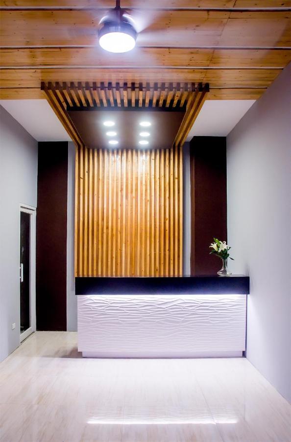Pina Suites Ormoc Esterno foto